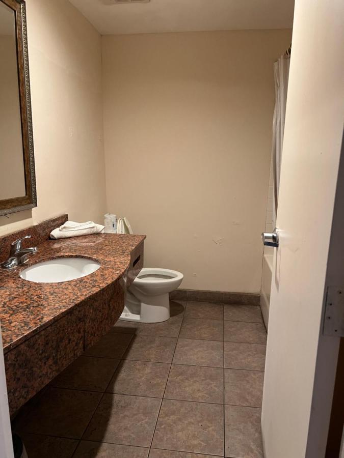 ג'קסונוויל Metro Inn & Suites מראה חיצוני תמונה