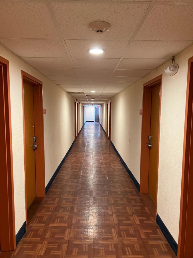 ג'קסונוויל Metro Inn & Suites מראה חיצוני תמונה
