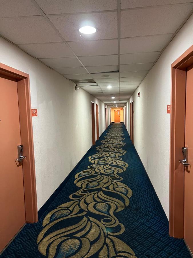 ג'קסונוויל Metro Inn & Suites מראה חיצוני תמונה