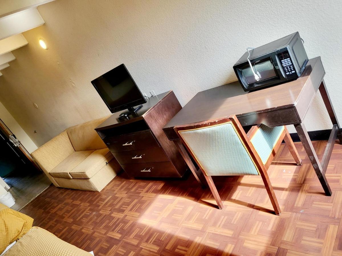 ג'קסונוויל Metro Inn & Suites מראה חיצוני תמונה