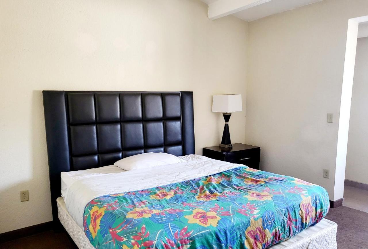 ג'קסונוויל Metro Inn & Suites מראה חיצוני תמונה